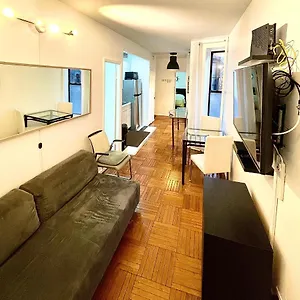 Stunning Two Bed Apt Hells Kitchen New York